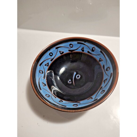 Ceramic Rice Bowl Set Japan 6" Raised Pattern (set of 4) - Picture 4 of 16